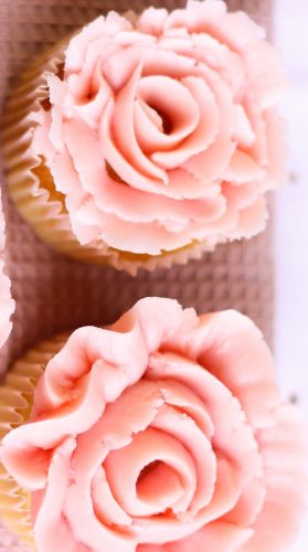 Cupaces en forme de rose technique Cupcake en forme de rose technique