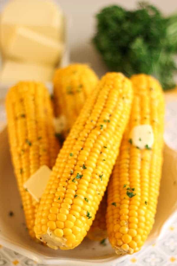 Cuisson des épis de maïs