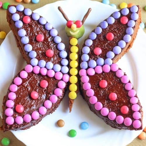 Gateau D Anniversaire En Forme De Papillon Elle Mijote Quelque Chose