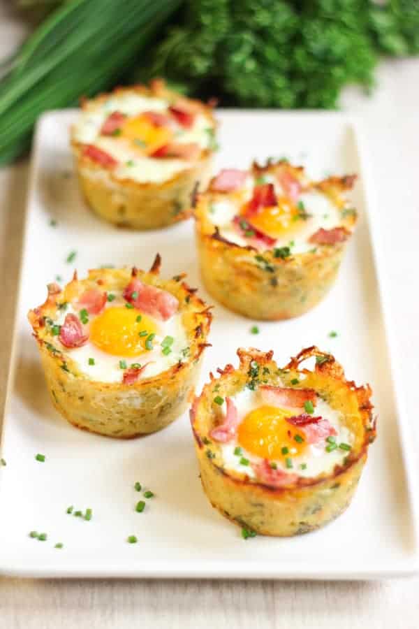 Nid de pommes de terre oeufs et bacon